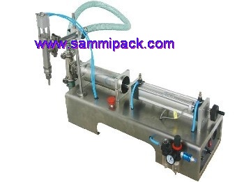 Pheumatic liquid filling machine